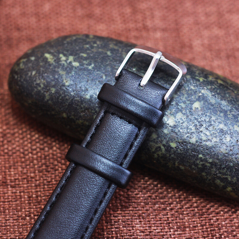 2024 novi jednostavni modni satovi s kožnim remenom za žene muškarce djecu dječake mlade studente 12 sati kvarcni vodootporni satovi sat