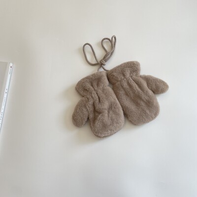 Téli baba meleg kesztyűk tömör vastag gyerekkesztyű lányoknak fiú puha plüss gyerekeknek szőrme ujjatlan ujjú kesztyűk