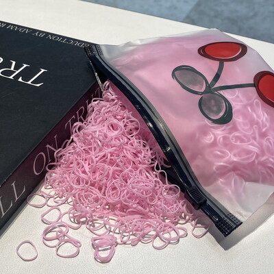 2000db/tétel Kis eldobható átlátszó hajkötők kislányoknak Rugalmas gumiszalagok karkötőhöz Baba Mini haj kötél fejpánt