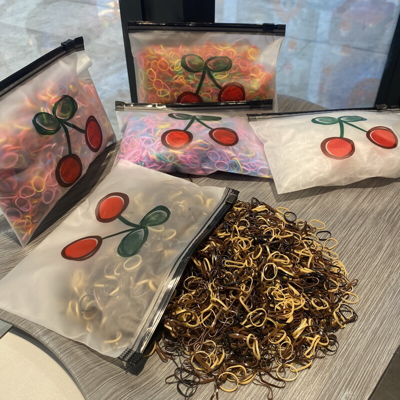 2000db/tétel Kis eldobható átlátszó hajkötők kislányoknak Rugalmas gumiszalagok karkötőhöz Baba Mini haj kötél fejpánt