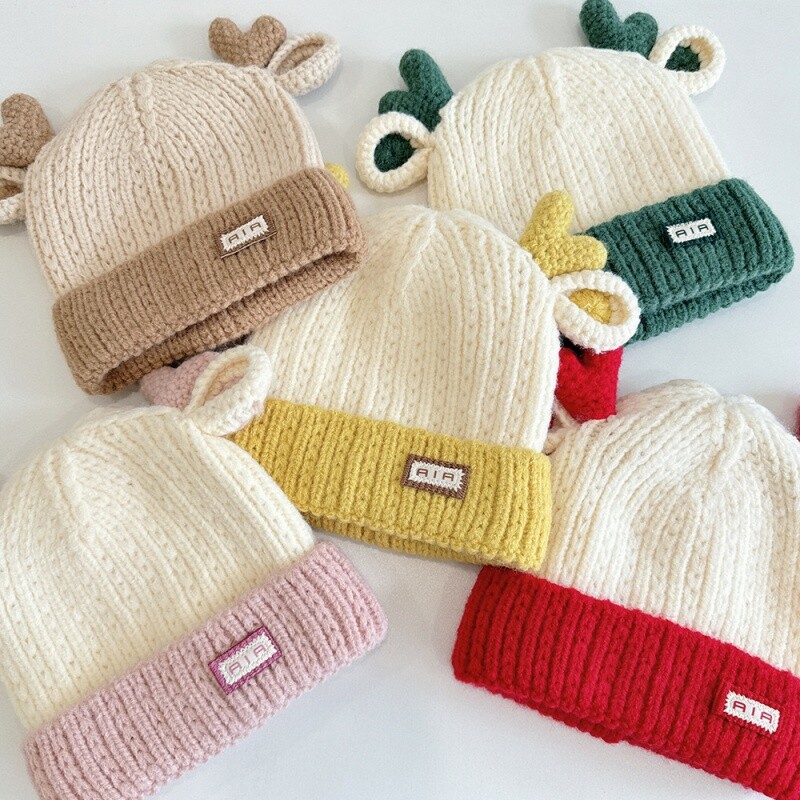 Kézzel készített szarvas agancs baba sapka sál 2 részes szett Téli divatos gyerek fülvédő meleg és hidegálló kötött gyapjú szett