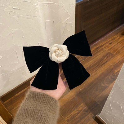 Elegantná čierna zamatová sponka do vlasov s kaméliou a kamienkami, jarná sponka do vlasov, dámska kórejská sponka do vlasov, sponky do vlasov, stuha, mašľa