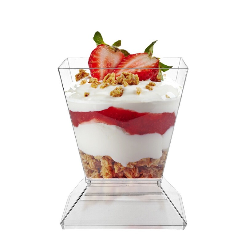 Cupă cu mousse de unică folosință 200ML Cupă pătrată transparentă din plastic cu capac Crăciun Vânzare cu ridicata în stoc