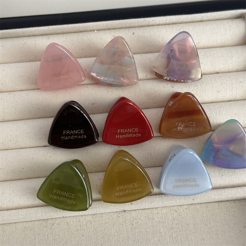 New Woman Mini Solid Drăguț Triunghi Mic Acetat Barette La modă Versatile Gheare de păr Accesorii pentru păr pentru fete Ornamente pentru mâner de păr