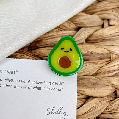 Izsmalcināti mini etiķskābe, jauki augļi, lūstoši mati, sprādzieni matu aksesuāri