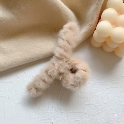 Téli plüss hajkörmös elegáns akril hajtűk műszőrme hajcsipesz Barrette rák fejfedő női lányoknak hajkiegészítők