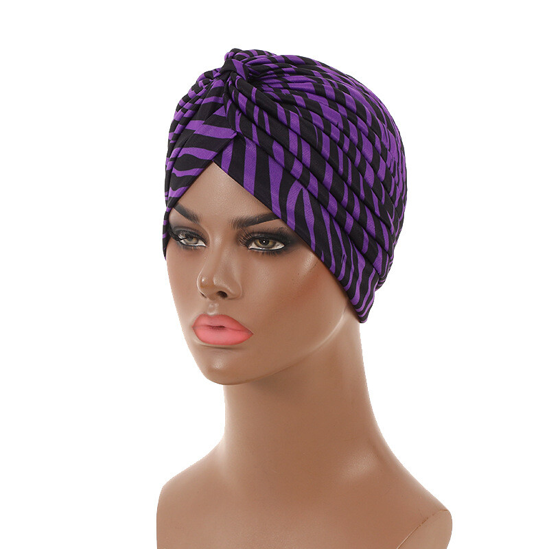 Tarptautinė įmonė specializuojasi Europos ir Amerikos spausdintų ruoželinių skrybėlių, arbūzų skrybėlių, indiškų skrybėlių, tiesioginio gamyklos pardavimo