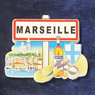 Maltos suvenyrai, plytelės, žemėlapiai, architektūriniai peizažai, 3D šaldytuvo magnetai, meno ir amatų dovanų kolekcija iš maždaug