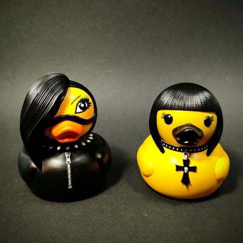 Socha kačice, gotická socha Duckieville, punková zvieracia figúrka, dekorácia, dáma Valentina, gotické dievča, kačica, Satan, stolové ozdoby.