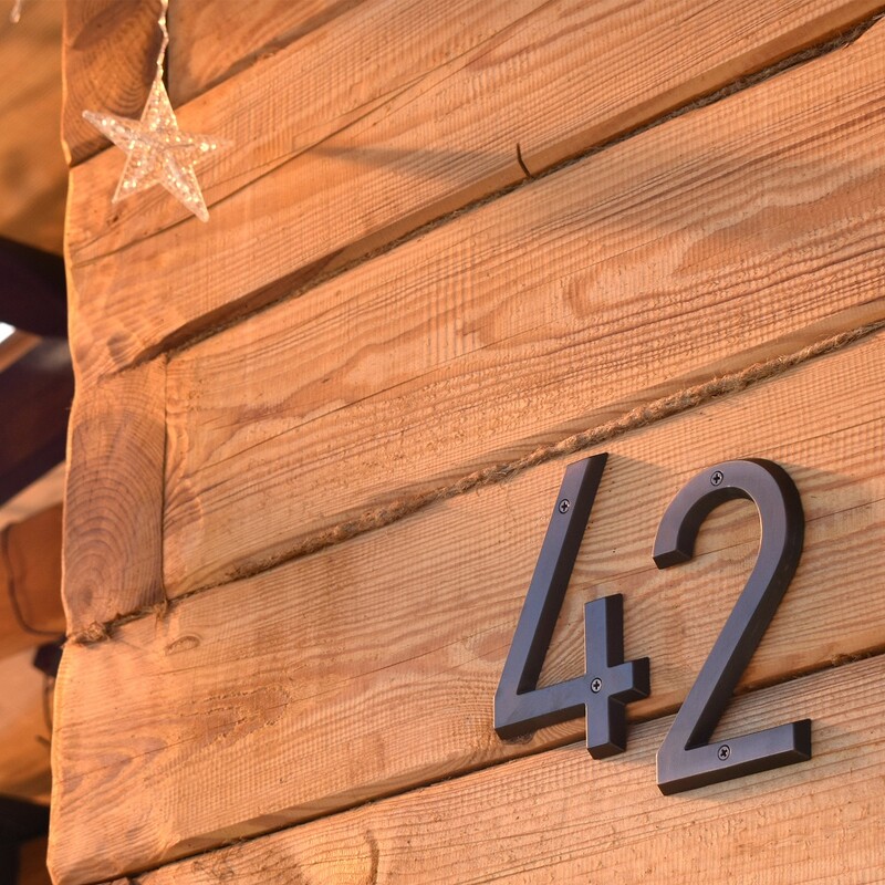 1 db 6"-os 152 mm-es külső házszám öregített bronz cinkötvözetből készült szám és fém címtábla, kültéri ajtó száma 0-9