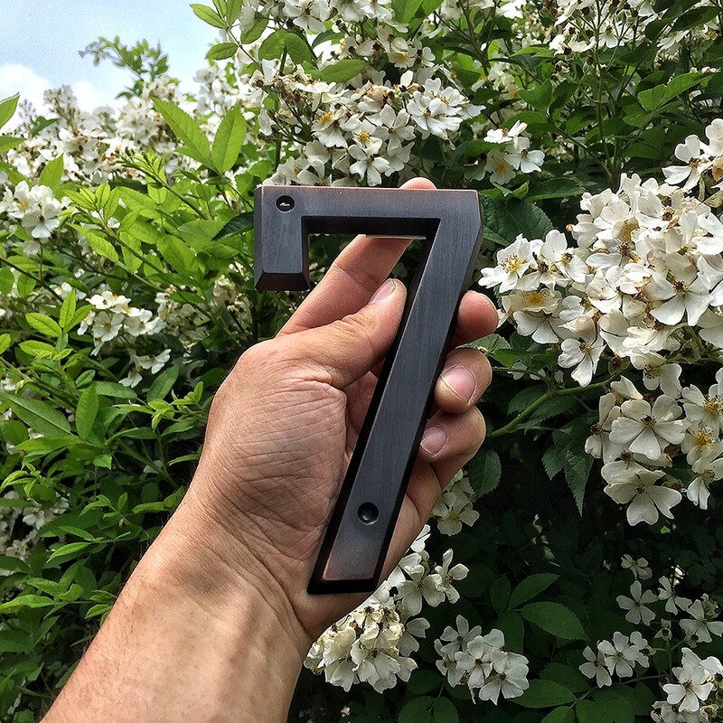 1 db 6"-os 152 mm-es külső házszám öregített bronz cinkötvözetből készült szám és fém címtábla, kültéri ajtó száma 0-9