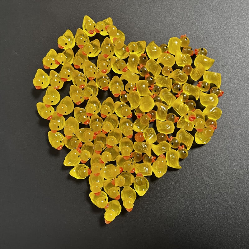 50 ks mini žltých kačíc, svietiaca kačička, miniatúrne figúrky, drobná kačica, mikro rozprávková záhradná krajina, rozprávková záhradná dekorácia pre domácnosť