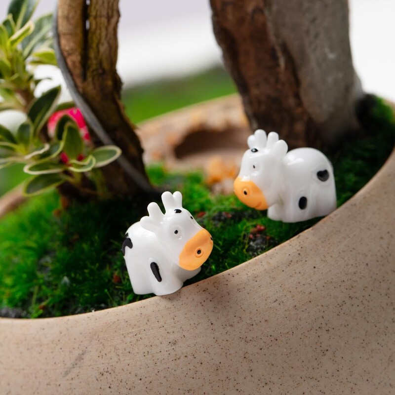 50db mini állatok figurák gyanta apró béka tehén kis sárga kacsa kert miniatűr moha táj barkács kézműves dísz lakberendezés