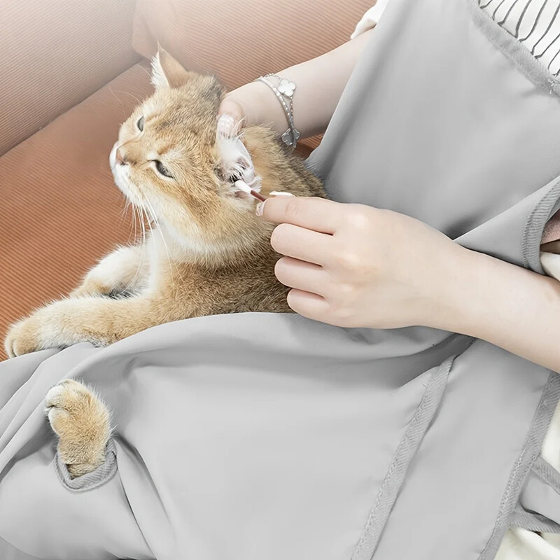 Kaķu kopšanas priekšauts, elpojošs kokvilna, 4 turēšanas atveres, pārnēsājams mājdzīvnieku pārnēsāšanas maisiņš Kaķu pārnēsāšanas soma izbraucieniem, vienkārša nagu apgriešana