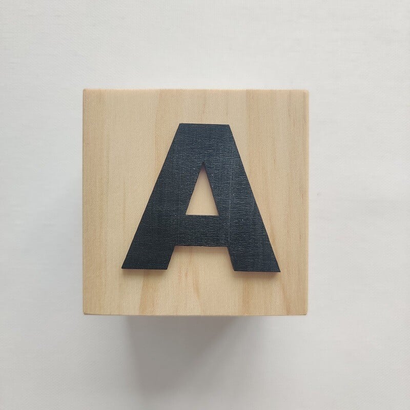 6x6x6cm medinės ABC kaladėlės medinės kūdikių abėcėlės raidės statybiniai kubeliai ikimokyklinio amžiaus mokomieji žaislai mažyliams dovanų fotografijos reikmenys