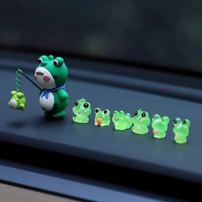 6/7 ks Osamelá žaba Cartoon Auto Center Console Decoration Office Desk Computer Screen Accessories Doll Gift
