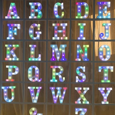 22CM Slovo abecede LED svjetla Promjena boje Svjetla Dekor Baterija Noćno svjetlo Za dom Vjenčanje Rođendan Božićna zabava Dekora