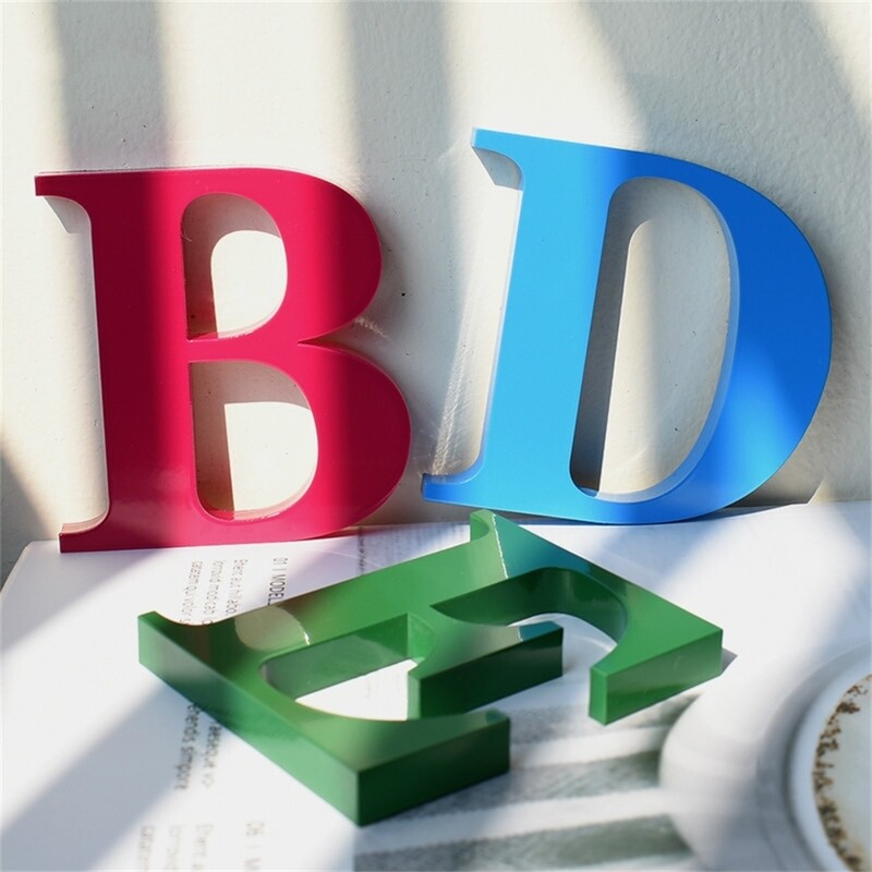 Individualizuotos sienos akrilo raidės Laiškų lipdukai Abėcėlė