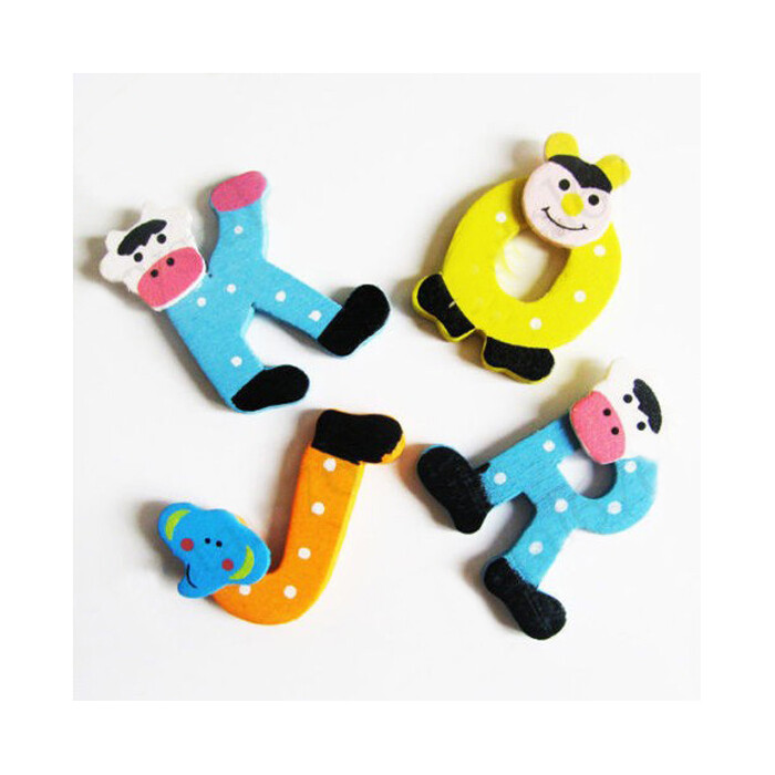 Magnet de frigider magnetic din lemn Desen animat 26 model de litere englezești ornamente Magneți drăguți din lemn cu alfabet jucărie educațională pentru copii