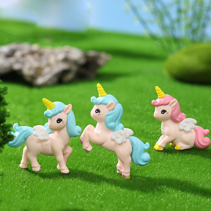 4 ks Roztomilý jednorožec Zvieracie Kreatívne Kreslené Figúrky Ornament Miniatúrne PVC Remeslo DIY Príslušenstvo Dekorácia