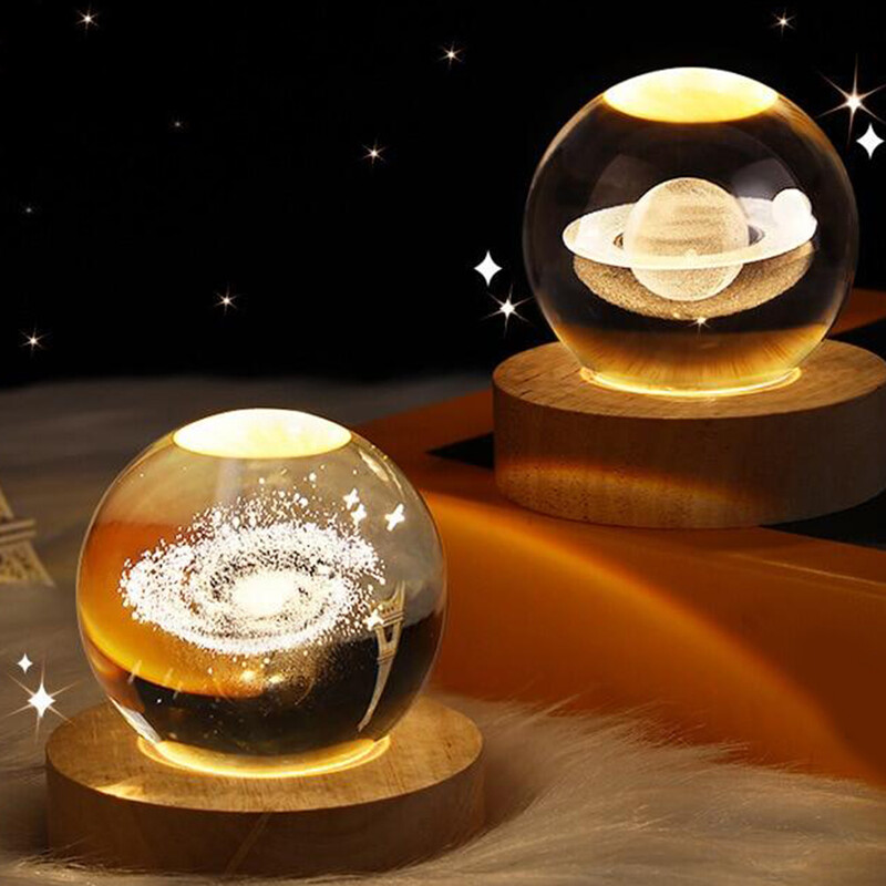 Crystal Ball Night Lights USB LED Izzó 3D Saturn Planet Galaxy Moon Asztali lámpa Otthoni dekoráció Hangulatlámpa Karácsonyi ajándék