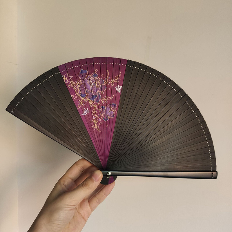 Klasszikus japán stílusú bambuszlegyező Klasszikus üreges női összecsukható kézlegyező Vintage stílusú művészet kézműves ajándék lakberendezési díszek