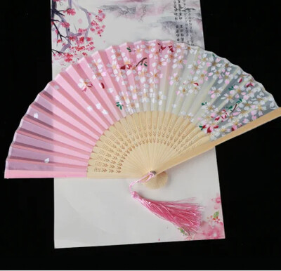 Retro stílusú összecsukható legyező női japán mintás retro ruha művészet kézműves ajándék lakberendezési dísz, táncoló kézlegyező