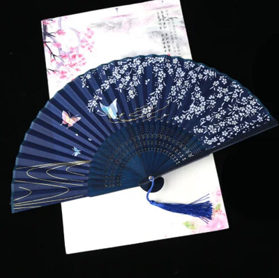 Retro stílusú összecsukható legyező női japán mintás retro ruha művészet kézműves ajándék lakberendezési dísz, táncoló kézlegyező