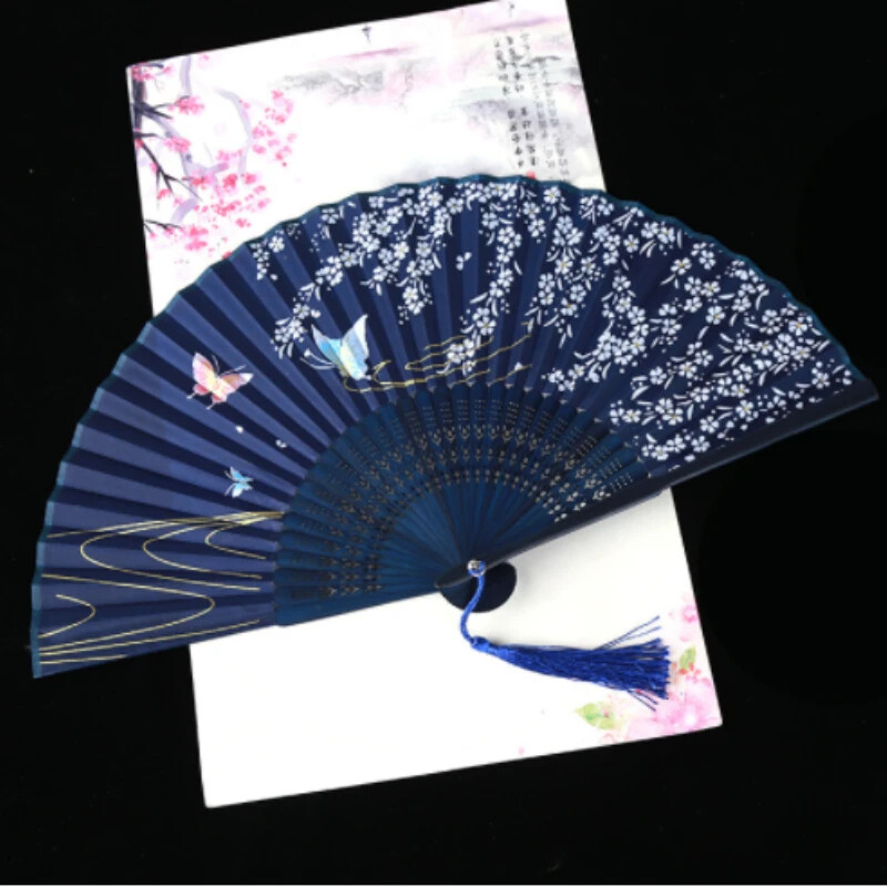 Retro stílusú összecsukható legyező női japán mintás retro ruha művészet kézműves ajándék lakberendezési dísz, táncoló kézlegyező
