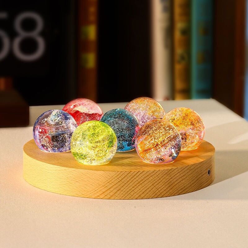 Sedemfarebné krištáľové gule LED svetlo Bolas De Nieve Cristal Adornos Para El Hogar Decoração Para Quarto Snow Globe