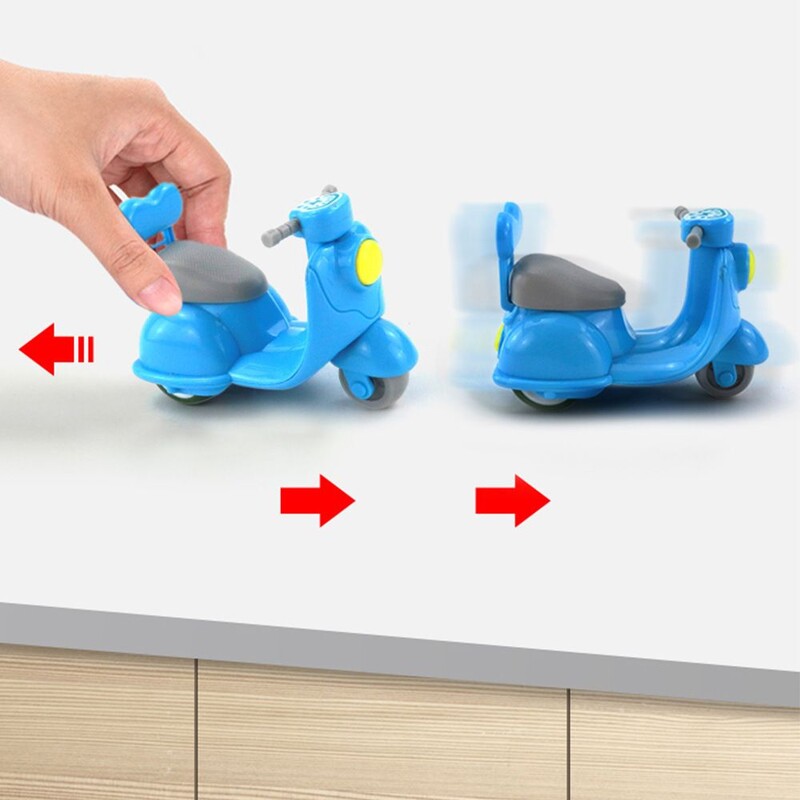 Bogyószínű Motorkerékpár 1/12 Rajzfilm Q Visszahúzás Autó Erdő Családi Babaház Miniatűr bútor Játszóház lányoknak Játék Ajándékok