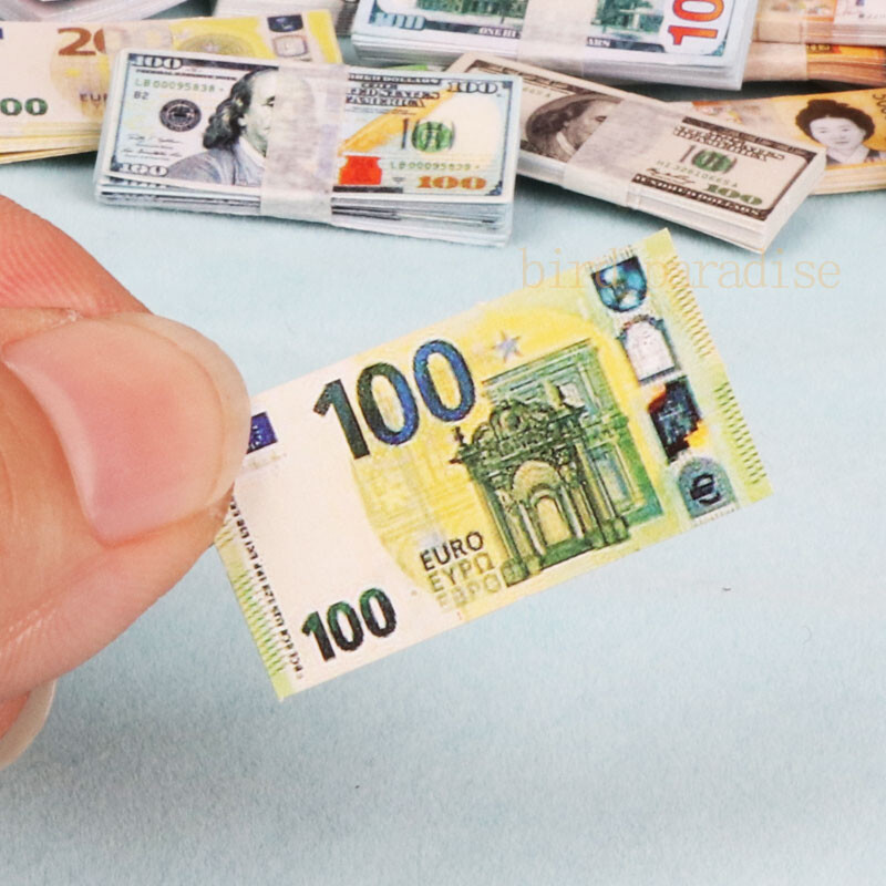 Miniatűr tárgyak Mini Dollár Euro Koreai Won Money Bankjegyek Modell Barbie Doll Ob11 1/6 1/12 Akciófigura babák Kiegészítők