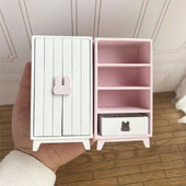 1:12 Dollhouse Spálňa Šatníková skriňa Simulácia Miniatúrna skriňa Drevený nábytok Model pre Dollhouse Dekorácia Detská hračka
