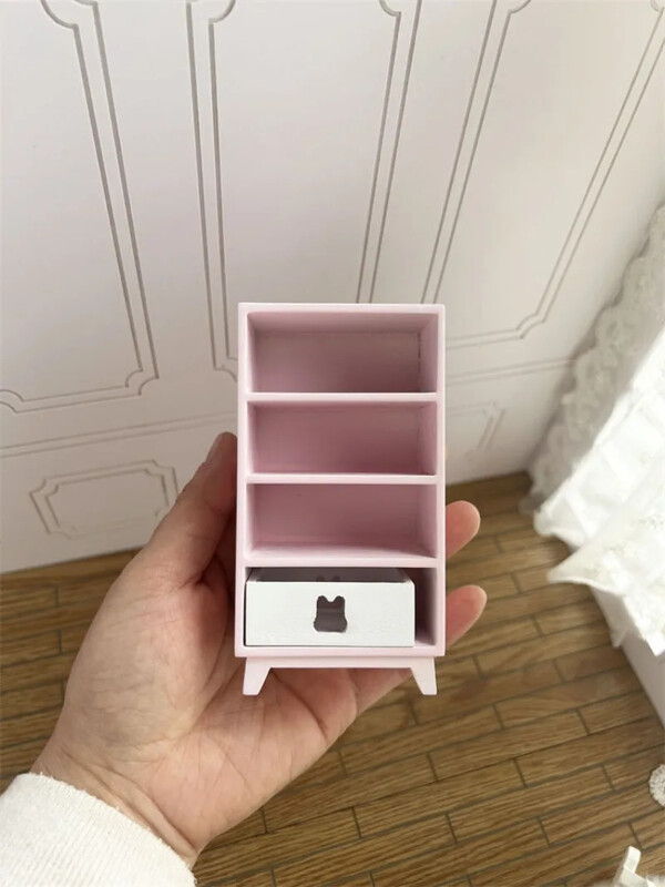 1:12 Dollhouse Spálňa Šatníková skriňa Simulácia Miniatúrna skriňa Drevený nábytok Model pre Dollhouse Dekorácia Detská hračka