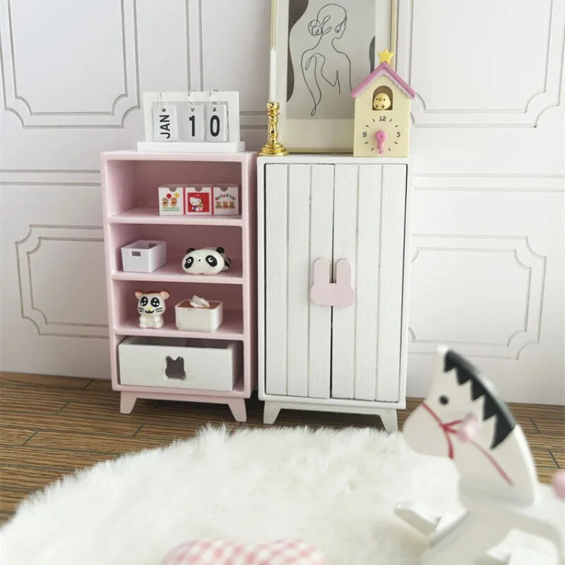 1:12 Dollhouse Spálňa Šatníková skriňa Simulácia Miniatúrna skriňa Drevený nábytok Model pre Dollhouse Dekorácia Detská hračka