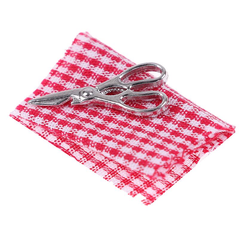 1db 1:12 Babaház minibútor varrógép ollóval babaház dekorációhoz Gyerekjátékok és családi edények