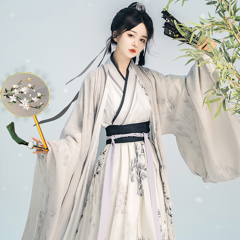 Китайски стил бродерия Tuanfan Hanfu Двустранно антично танцово ветрило Женско Cheongsam Catwalk Пискюл Кръгла ветрило с дълга дръжка