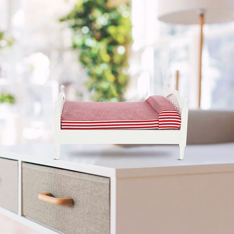 Domček pre bábiky s manželskou posteľou 1/12 1:12 Príslušenstvo Queen Mini Nábytok pre miniatúrne dekorácie Model Ozdoby Domácnosť