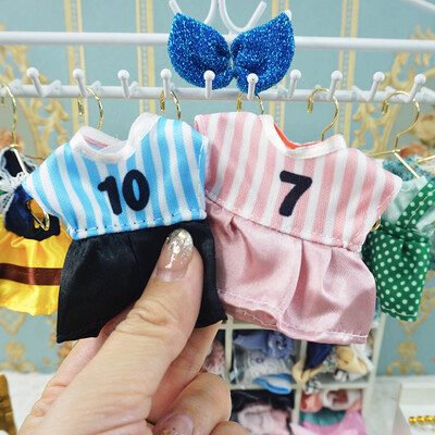 1/12 Miško šeima Mieli pliušiniai zuikio drabužiai lėlėms 9 cm Mini elnio namelio priedai Mados puošniai apsirengti lėlių nameliai mergaičių dovanos