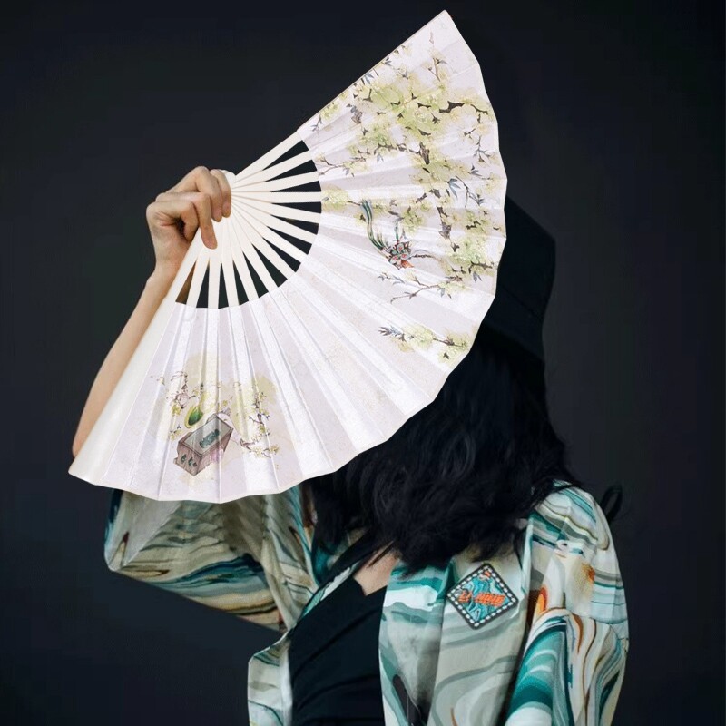 Ručný tancujúci ventilátor Vintage štýl Skladací ručný ventilátor Prenosný skladací ventilátor Svadobné párty Foto rekvizity Darčeky pre hostí Domáce dekorácie Remeslá