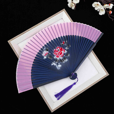 2024 Vintage čínsky štýl Ručný skladací ventilátor Čisté farby Tanečná svadobná dekorácia Elegantné drevené domáce párty rekvizity Vlastné predstavenie