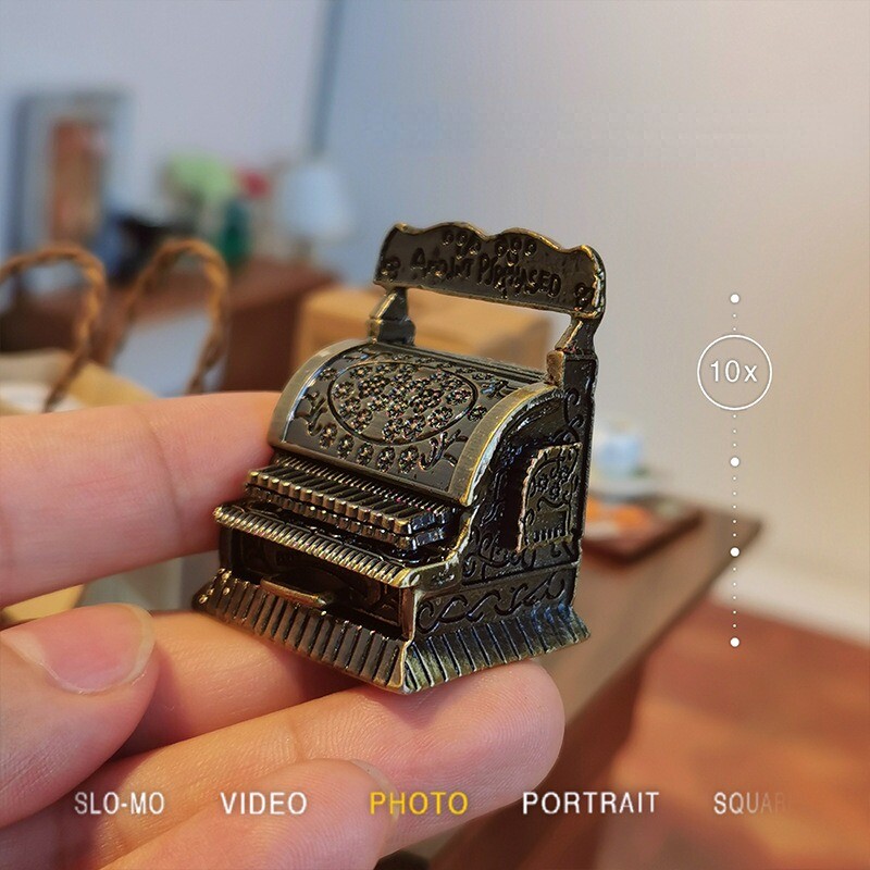 1/12 Babaház miniatűr kiegészítők Mini vintage pénztárgép szimuláció bútormodell játékok babaház díszítéshez