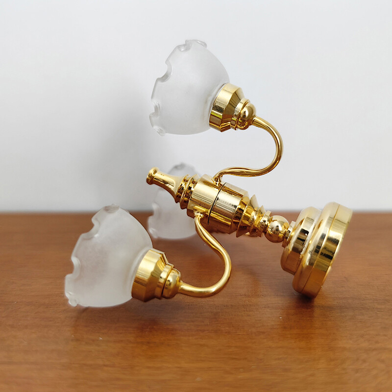 1:12 Куклена къща Миниатюрна LED златна таванна лампа Полилей Модел за домашно осветление Мебелен декор Играчка Аксесоари за куклена къща