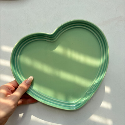 Prancūziška vaivorykštės lėkštė keramika buitinė širdies formos meilė Specialios formos seklios plokščios vaisinės vakarietiškos maisto daržovių padėklai