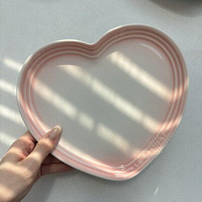 Prancūziška vaivorykštės lėkštė keramika buitinė širdies formos meilė Specialios formos seklios plokščios vaisinės vakarietiškos maisto daržovių padėklai