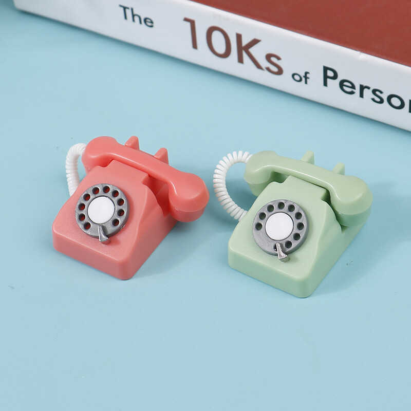 1: 12 Куклена къща Миниатюрен симулиран стационарен телефон и ретро телефони Модел на куклена къща Мебели Детска играчка за игра на преструвки