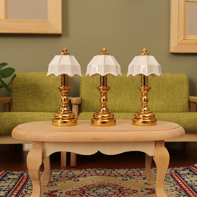 2db 1:12 babaház miniatűr francia asztali lámpa fények ébresztőóra mini éjjeli lámpa hálószoba nappali lakásbútor modell játék