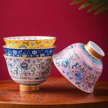 1 бр. Китай Jingdezhen Ceramics Домакинска малка купа за чай Емайлирани прибори за хранене Phnom Penh Palace Style Flowers Patterns Чаша за чай 4 инча