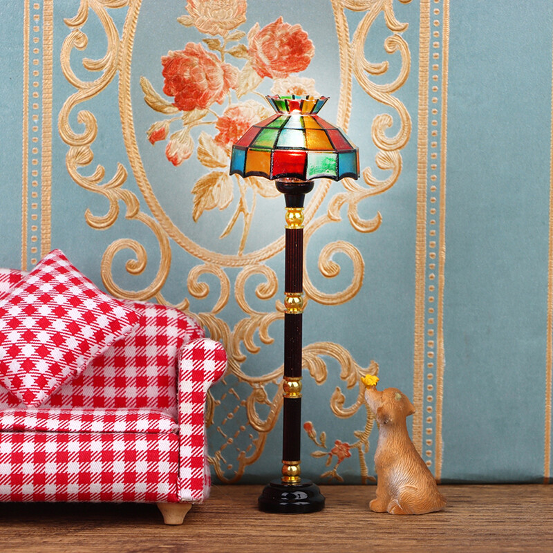 Miniatúrna lampa pre domček pre bábiky 1:12, farebná LED lampa, stojaca lampa, stolová lampa, model s vypínačom, dekoračná hračka pre domácnosť