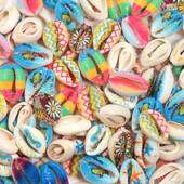 10-50 vnt Mišriomis spalvomis dažytų natūralių jūros kriauklių kriauklyčių karoliukai, skirti smėlio paplūdimio papuošalams gaminti „pasidaryk pats“ karolių apyrankių priedai